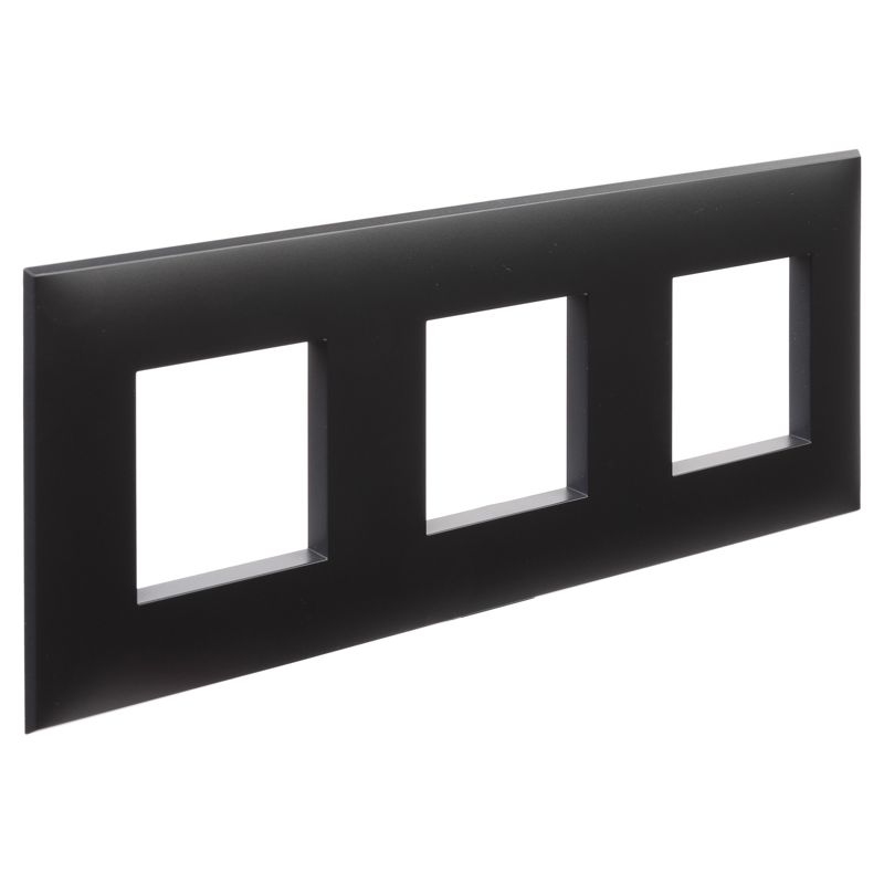 Рамка 3-м 6мод Avanti "Черный матовый" — изображение 2